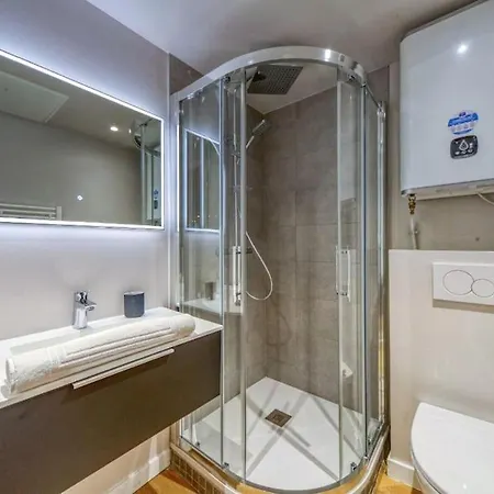 R'apparts Le Luxury N6 Апартаменты *